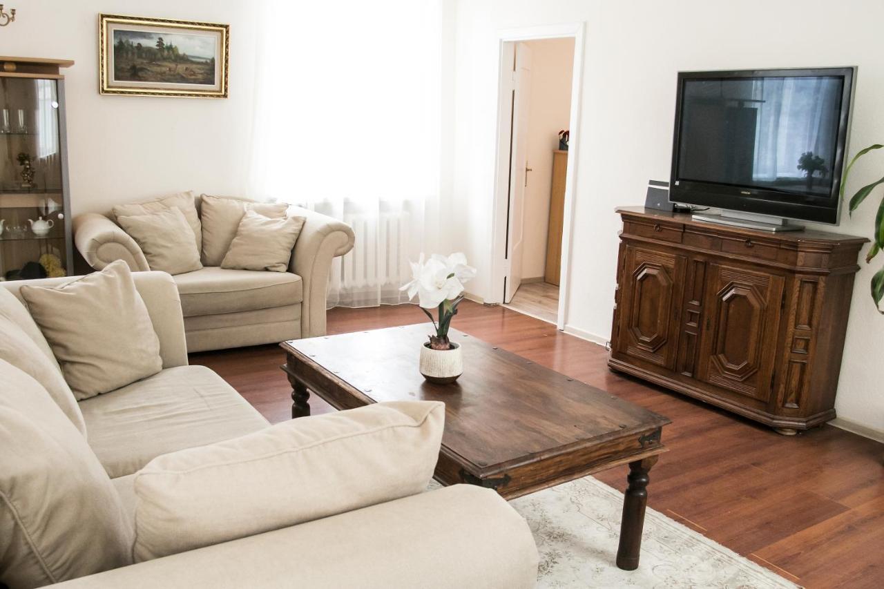 Vintage Style Spacious Apartment Klaipeda Ngoại thất bức ảnh