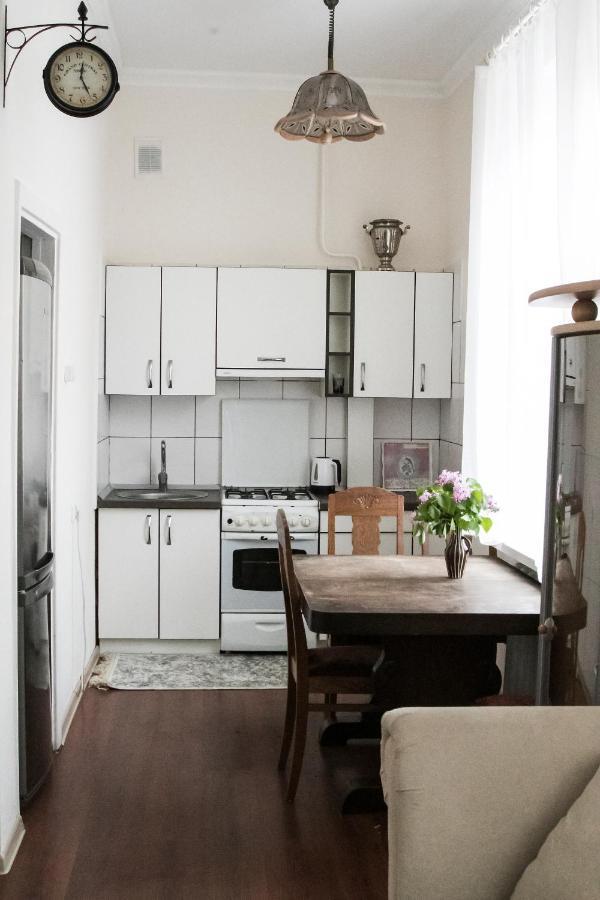 Vintage Style Spacious Apartment Klaipeda Ngoại thất bức ảnh