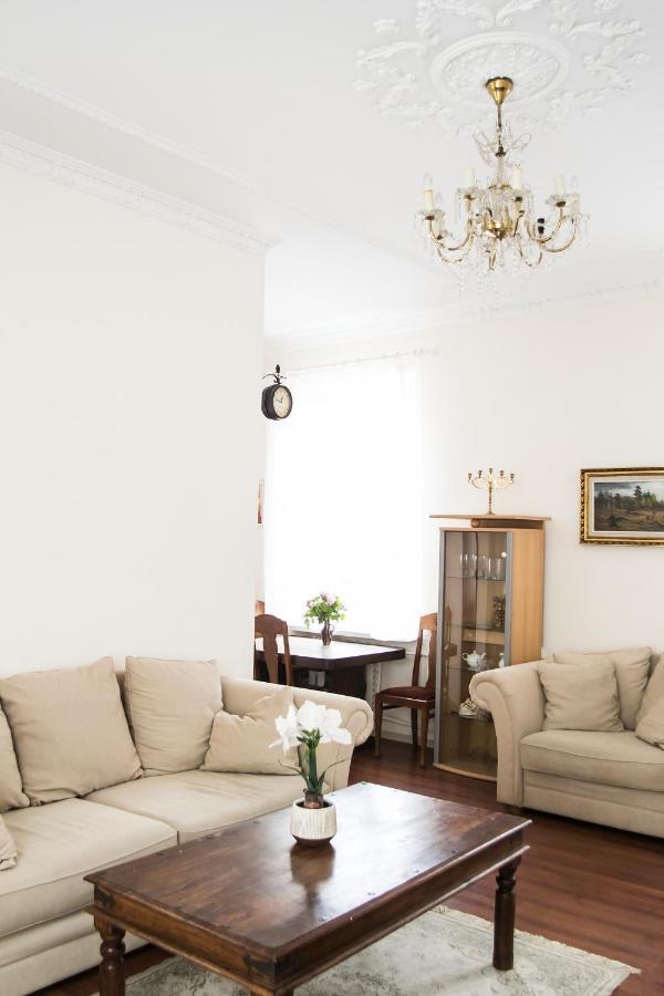 Vintage Style Spacious Apartment Klaipeda Ngoại thất bức ảnh